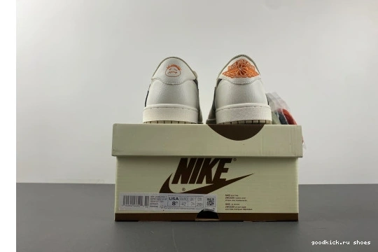  DZ137-701 RETRO OG LOW SP TRAVIS SCOTT DZ137-701 1  JORDAN 0210